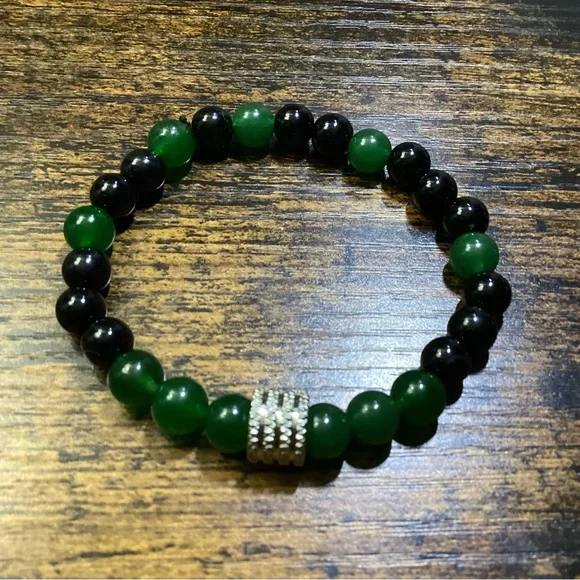 Bracelets - Picture 3 of 6